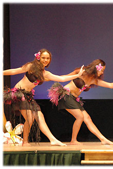 Entertainment : Dancing group