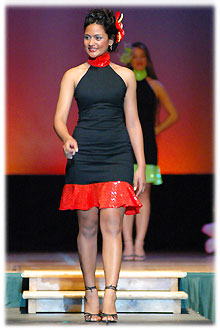 Joyce Fortes arrives on stage