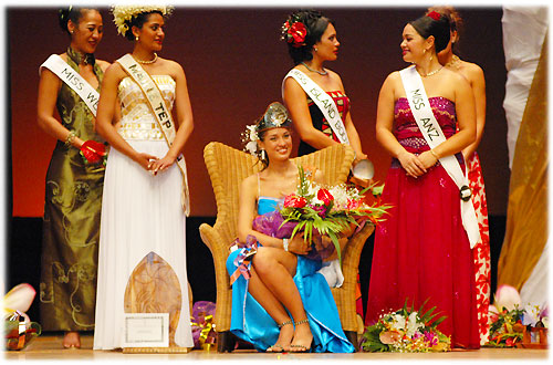 Miss Cook Islands / Miss Maine Kuki Airani 