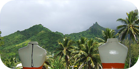 >>> Matavera hills from Tokerau Jims pearl shop / photo © cookislands.com