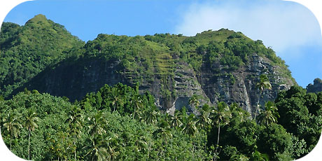 >>> Mount Raemaru Rarotonga / photo Sarina Cummings © cookislands.com
