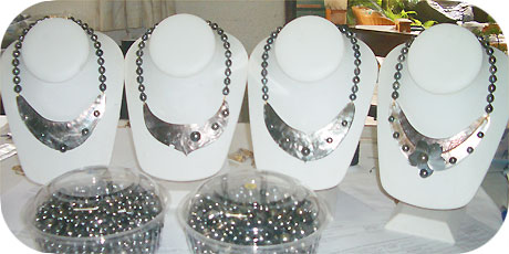 Black pearls and jewellery showcased at Rangi Peyroux Black Pearls