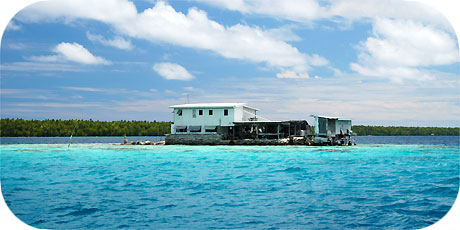 Pearl Farm in Manihiki Lagoon / Cook Islands