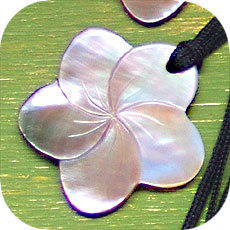 >>> Tiare necklace